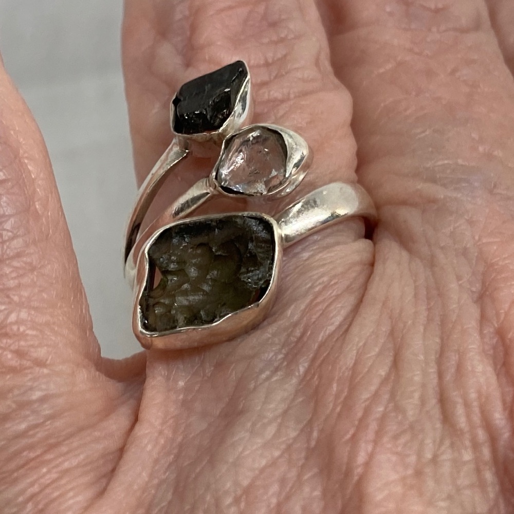 💯 % GENUINE CZECH MOLDAVITE RING - Picture 4 of 7